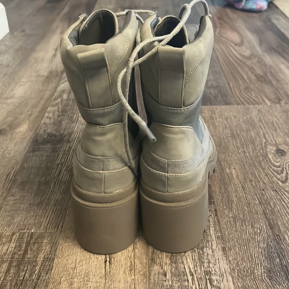 Grey lace up booties! - Picture 4 of 4